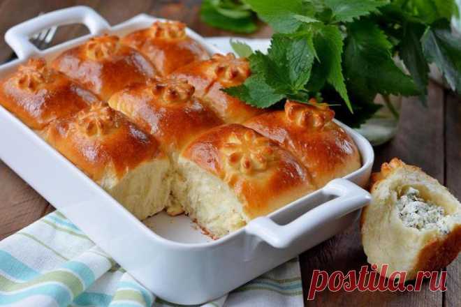 БУЛОЧКИ С ТВОРОГОМ, КРАПИВОЙ И ЗЕЛЕНЫМ ЛУКОМ