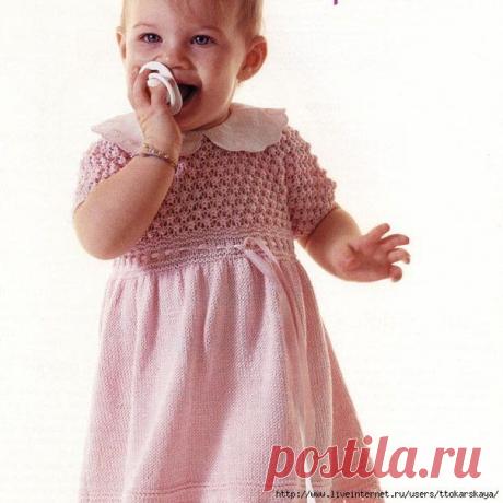 Розовое платье спицами для девочки 1 — 1,5 лет