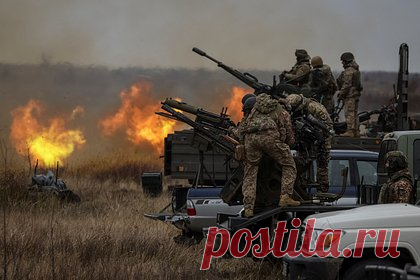 Сальдо раскрыл число рот ВСУ на левобережье Днепра. Губернатор Херсонской области Владимир Сальдо заявил, что на всем участке левого берега Днепра от железнодорожного моста до Крынок находится около полутора рот Вооруженных сил Украины (ВСУ). Он уточнил, что роты украинских войск размещены преимущественно мелкими группами.