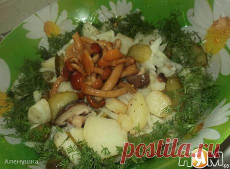 Салат с картофелем и грибами - Рецепт с пошаговыми фотографиями - Ням.ру