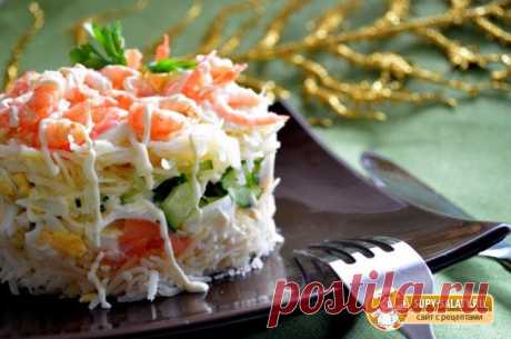 Салат с красной рыбой и креветками