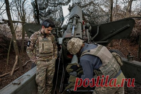 Предсказан переход конфликта на Украине в новую фазу. Происходящее в зоне боевых действий и заявления украинских и западных политиков свидетельствуют о возможности перехода конфликта на Украине в долгосрочной перспективе в фазу заморозки. Об этом «Ленте.ру» сообщил ведущий научный сотрудник Центра исследований проблем безопасности РАН политолог Константин Блохин.