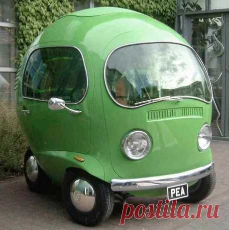 Pea Car создан по заказу компании Birds Eye, занимающейся продажей замороженных овощей. Автомобильчик дебютировал в телевизионной рекламе 2005 года. Его кузов выполнили в форме круглого ярко-зеленого гороха. Машину часто называют Volkswagen Pea Car, однако ее разработкой занималась лондонская компания Asylum.