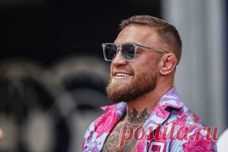 Президент UFC прокомментировал инцидент с участием Макгрегора и маскота «Майами». Глава UFC Дэйна Уайт прокомментировал госпитализацию маскота баскетбольного клуба «Майами» после постановочной драки с ирландским бойцом ММА Конором Макгрегором. «Что не так с этими маскотами, которые хотят испытать на своем лице удар профессионального бойца? Это не самая умная затея, на самом деле», — заявил Уайт.