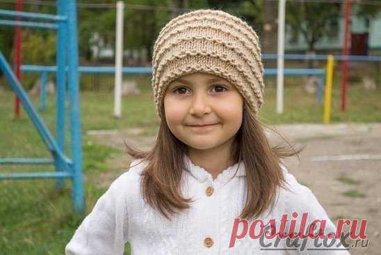 Шапка Бини спицами
Вес пряжи
3 - Light
Плотность вязания
13 петель и 23 строк = 10 см
Потребляемая длина пряжи
160 - 170 м (175 - 186 ярдов)
Готовые размеры
Длинна окружности головы 52-56 см.
Материалы
Размер спиц
3.0 mm - US 2½ (Двухконечные |чулочные|)
Пряжа
70 грамм пряжи 49% шерсти, 51% акрила (240 м на 100 грамм)
Описание схемы
Набрать 74 петли.
Ряд 1 - кромочная *1 изнаночная, 1 петлю снять нить перед работой* повторять от * до * до конца ряда, кромочная
Ряд 2 - кромочная *1 л