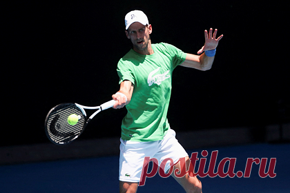 Джоковича включили в жеребьевку Australian Open. Сербского теннисиста Новака Джоковича включили в жеребьевку Открытого чемпионата Австралии по теннису (Australian Open), несмотря на неопределенность с визой. Сербский теннисист был посеян на турнире под первым номером. В первом круге он сыграет с соотечественником Миомиром Кецмановичем.