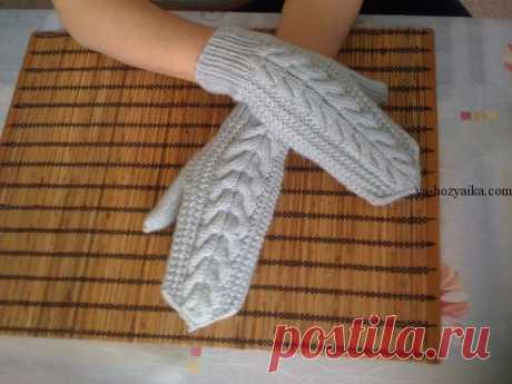 (4) Facebook