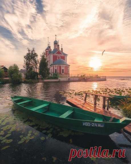 ღ Плещеево озеро. Переславль-Залесский, Россия.