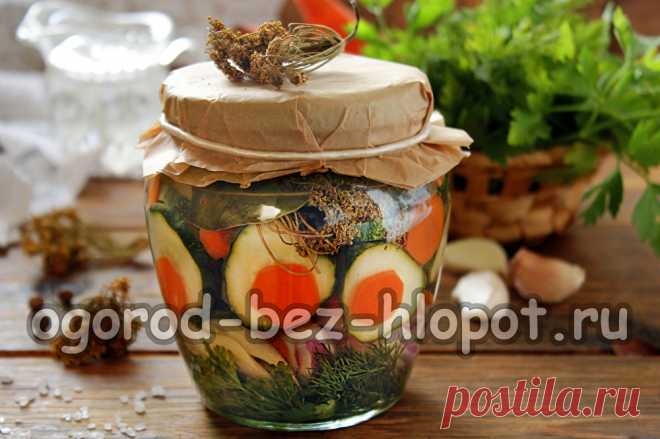 Маринованные огурцы с морковью и луком без стерилизации на зиму