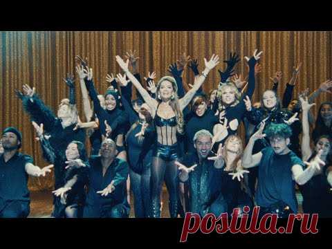 Скачать клип Rita Ora ft. Fatboy Slim - Praising You (2023) бесплатно