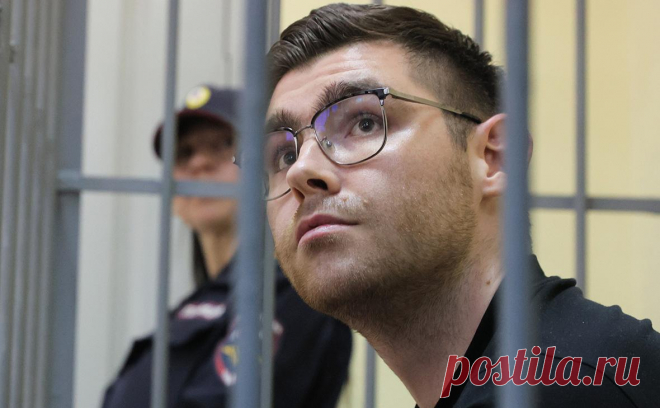 Суд отказался отпустить редактора Ura.ru из СИЗО. Свердловский областной суд отказался отпустить из СИЗО редактора Ura.ru Дениса Аллаярова по делу о даче взятки.