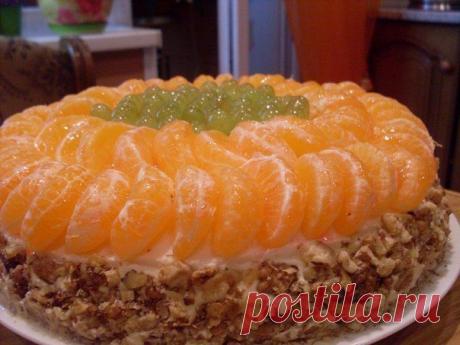 торт НАСЛАЖДЕНИЕ с фруктами и ягодами.