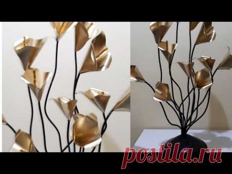 Adorno con flores de alcatraz - Alcatraz flower ornament