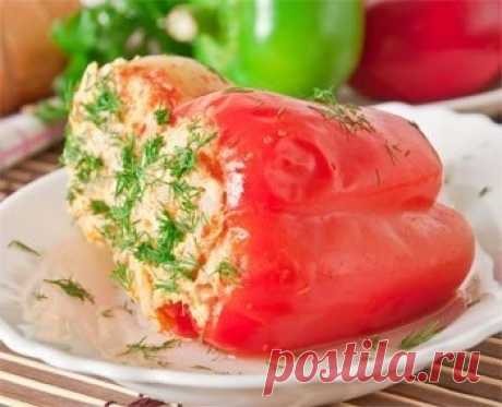 Перец фаршированный рисом и мясом.