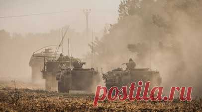 «Начало крупных военных операций»: руководство Израиля объявило о переходе страны в «состояние войны». В Израиле введён в действие пункт основного закона, означающий официальное объявление войны. Незадолго до этого израильские военные заявили об уничтожении более 550 объектов ХАМАС в результате авиаударов по сектору Газа. По сообщениям СМИ, на севере Израиля готовится эвакуация местных жителей. В ХАМАС тем временем исключают вероятность перемирия между сторонами конфликта. Российское…