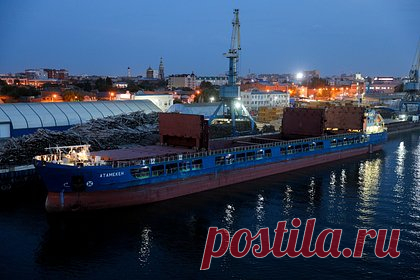 Российский моряк рассказал о возвращении из украинского плена. Второй механик грузового судна OMSKIY-6 Владислав Федюкович, освобожденный из украинского плена в рамках обмена между Москвой и Киевом в формате 110 на 110, рассказал о жизни в плену и встрече с семьей. По его словам, об освобождении пленники узнали за полтора часа до обмена.