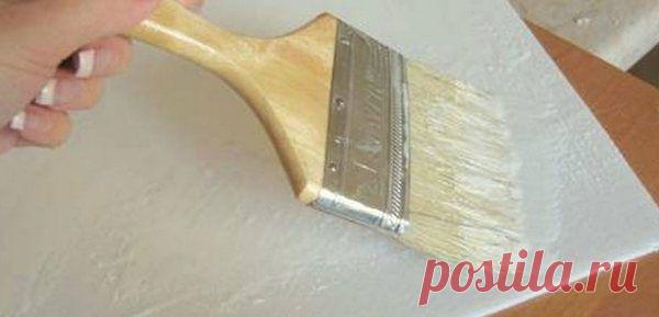 Как правильно клеить потолочную плитку: выбор клея и процесс работы