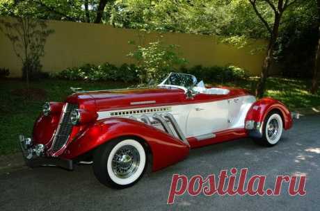 1936 г. Auburn Boat Tail Speedster