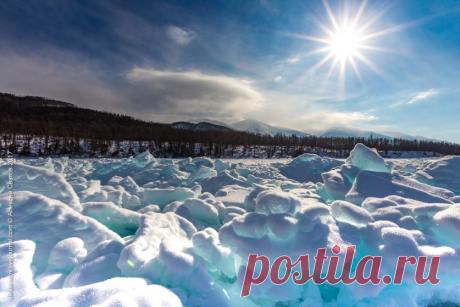 Торосы бирюзового льда на Байкале. Фотограф Алексей Сватов — Фотоискусство