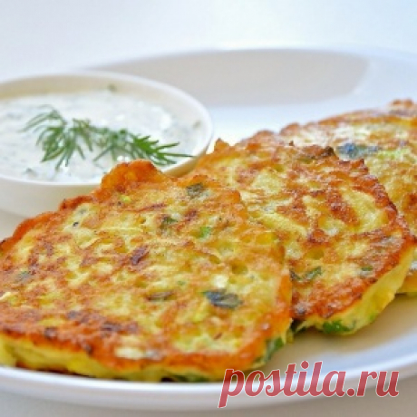 Вкуснейшие кабачковые оладьи с сыром и чесноком. - МирТесен