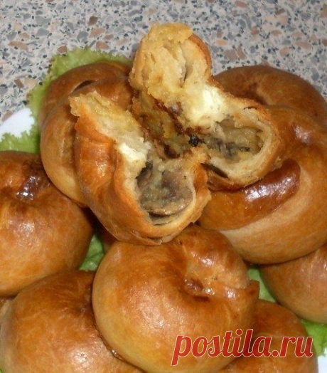 Бабушкины слоистые пирожки