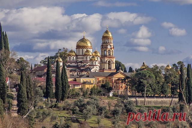 Новоафонский монастырь