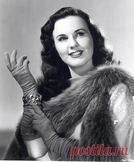 Дина Дурбин