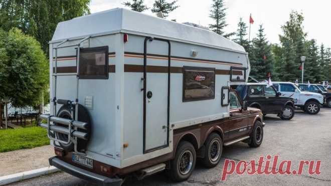 Самая редкая НИВА. Такую ВАЗ-2121 ты еще не видел! «Auviga» 
Нива одна из самых лучших Российских машин. Этот автомобиль любят во всех странах. Больше всего естественно его любят в России, особенно рыбаки и охотники.
Модификаций Нивы в СССР было очень много, о…