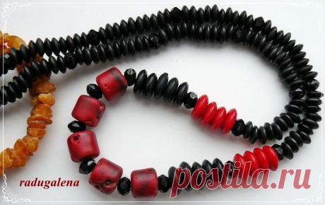 Бусики с агатами и кораллом