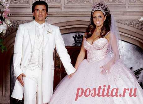 13 Celebrity Wedding Dress Fails: What Were They Thinking?! – FitFluff