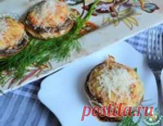 Вкуснейшая закуска: шампиньоны с запеченным яйцом под сырной корочкой!