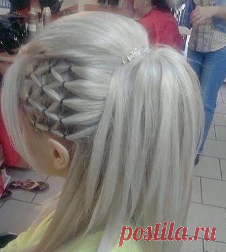 Запись на стене Высокий хвост с сеточкой 🙆