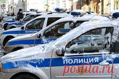 20-летняя россиянка родила дома мертвого ребенка и выбросила его в окно. В Санкт-Петербурге 20-летняя девушка родила дома мертвого ребенка и выбросила его в окно. Об этом сообщил источник 78.ru в правоохранительных органах. Тело младенца нашли местные жители во дворе дома на улице Достоевского. Сотрудники правоохранительных органов задержали девушку.