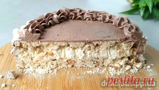 «Киевский» торт, рецепт в домашних условиях. Киевский торт — это легендарный десерт, известный своим неповторимым вкусом и изысканным оформлением. Сегодня мы расскажем вам, как приготовить этот шедевр в
