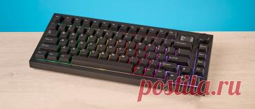 Клавиатура Tecware Spectre 75 предлагает приятный набор текста, экран и игровую частоту опроса, но программное обеспечение и стабильность работы снижают впечатление.