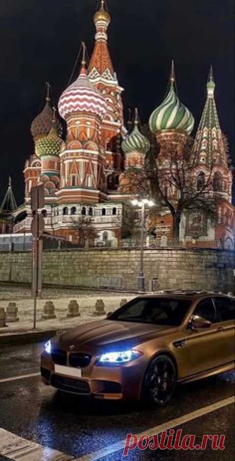 КРАСНАЯ ПЛОЩАДЬ
