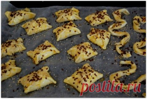 Слойка сырная