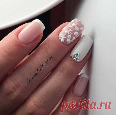 20 оригинальных вариантов маникюра с вензелями