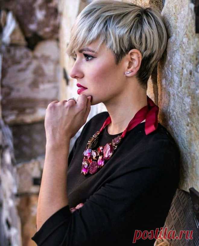 Шикарные стрижки для женщин 50+, красивые и простые в уходе | Мода и красота | Яндекс Дзен