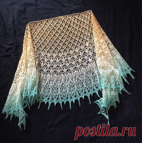 Мой перевод с сайта Ravelry 

Еще одна прекрасная и интересная шаль дизайнера catnach, автора нескольких очень популярных в нашей группе шалей - Шаль Sketching the Rainbow (Набросок радуги) - https://www.ravelry.com/patterns/library/sketching-th..

В очередной раз хочу сказать самые добрые слова о дизайнере этой шали - Jennifer. Её щедрость, её интересные сочетания различных узоров, её манера описания - всегда вызывают у меня искреннее восхищение. В новом описании как всег...