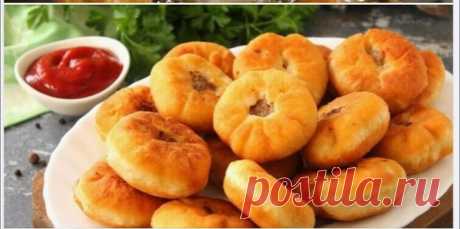 Беляши на сковороде с мясом