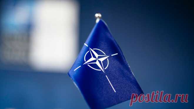 Обнаружена брешь в обороне НАТО. У Североатлантического альянса фиксируются проблемы, связанные с обороной в шести областях, требующих незамедлительного внимания. Об этом сообщает Reuters. В текущий момент в альянсе разрабатывают планы по решению неотложных ...
