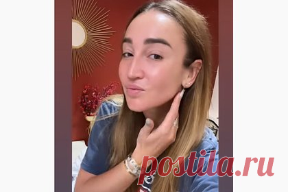 Бузова показала лицо без макияжа и фильтров. Российская певица и телеведущая Ольга Бузова показала естественную внешность. 37-летняя знаменитость записала видео, в котором крупным планом продемонстрировала лицо после косметологической процедуры. На размещенных кадрах видно, что у поп-исполнительницы отсутствует макияж, а волосы распущены.