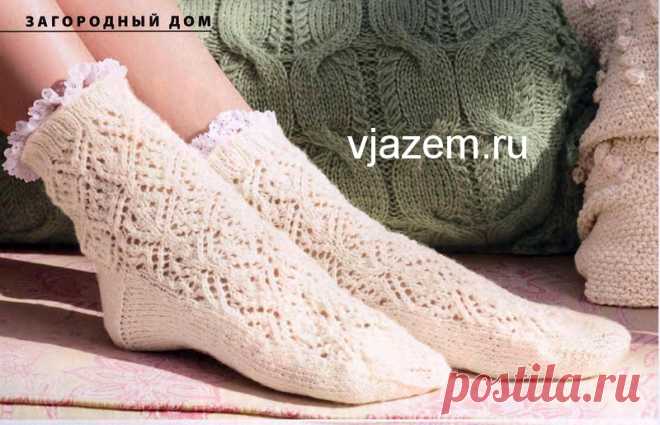 Белые ажурные носки спицами с описанием из журнала 