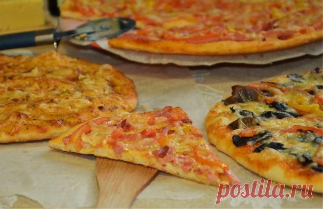 Такая пицца готовится очень быстро.  тесто для пиццы, которым я пользуюсь уже много лет, очень прост!