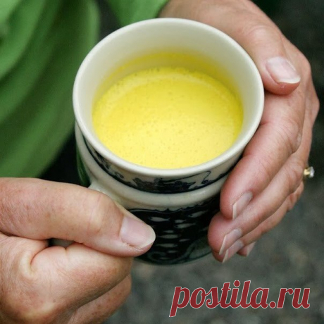 ПОЛЕЗНЫЕ НАПИТКИ С КУРКУМОЙ.