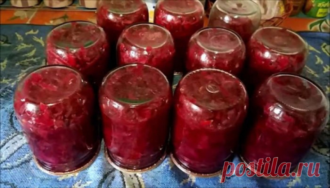Борщевая заправка. Очень удобно зимой – баночку маленькую открыл и борщик за полчаса готов!