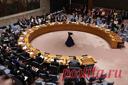 Международный суд ООН назвал сроки по решению иска Украины против России. Решение по иску Украины против России в Международном суде ООН в Гааге может быть принято в течение шести месяцев. Слушания по иску Украины к России в связи с якобы нарушением Конвенции о предупреждении преступления геноцида и наказании за него от 1948 года продлятся с 18 по 27 сентября.