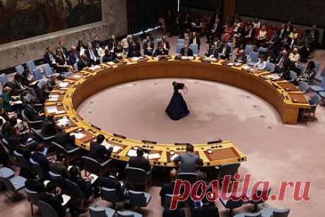 Международный суд ООН назвал сроки по решению иска Украины против России. Решение по иску Украины против России в Международном суде ООН в Гааге может быть принято в течение шести месяцев. Слушания по иску Украины к России в связи с якобы нарушением Конвенции о предупреждении преступления геноцида и наказании за него от 1948 года продлятся с 18 по 27 сентября.