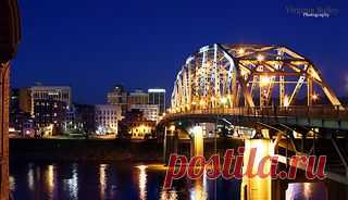 South Side Bridge,  Charleston, WV by  Virginia Bailey Photography  |   Flickr - Photo Sharing!